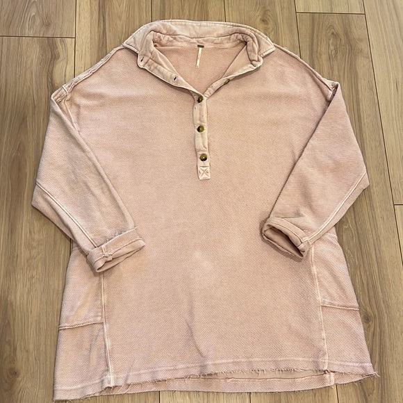 Free People Tops - Free People Light Pink Long Sleeve Relaxed Fit Cotton Top
